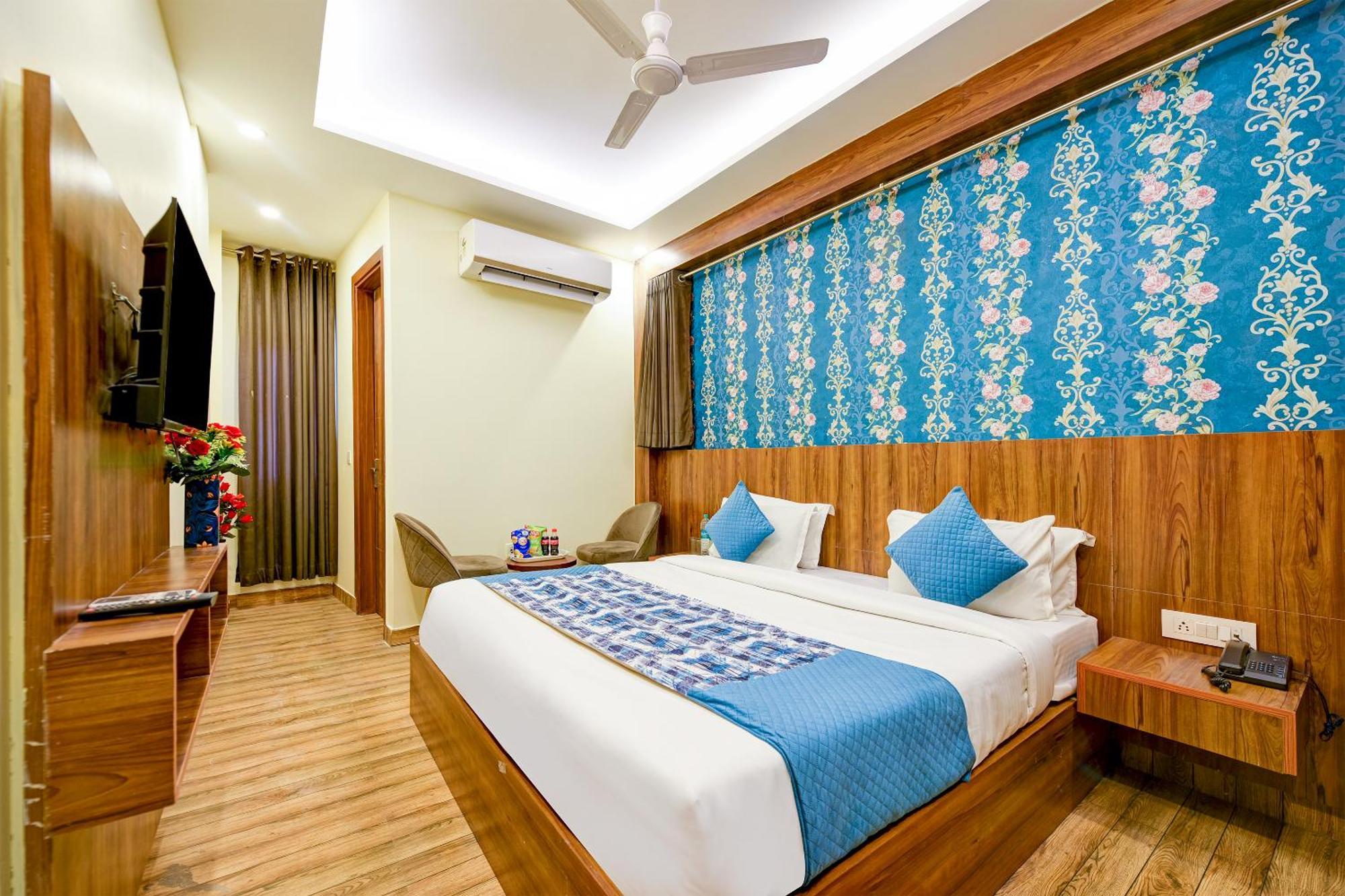 Rosewood Suites A Family Hotel Near Delhi Airport ニューデリー エクステリア 写真